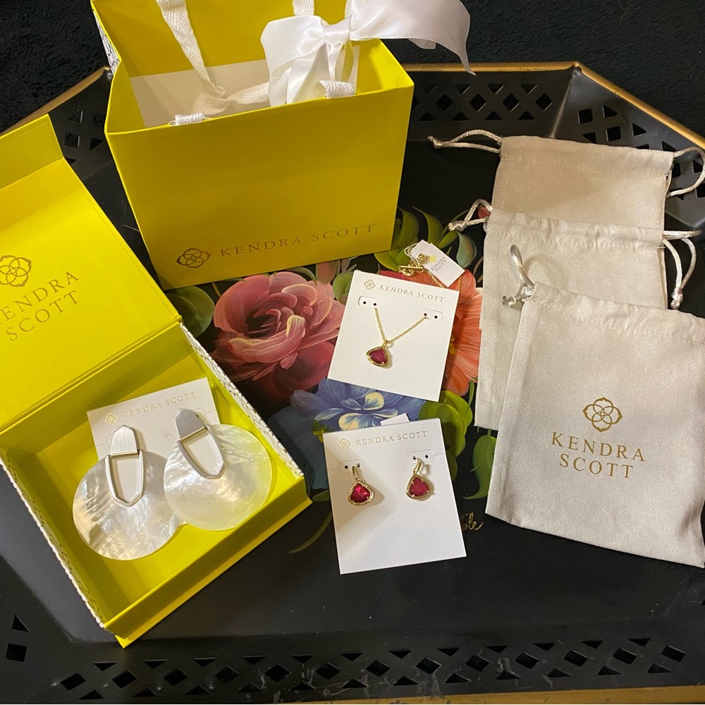 Kendra Scott Bundle